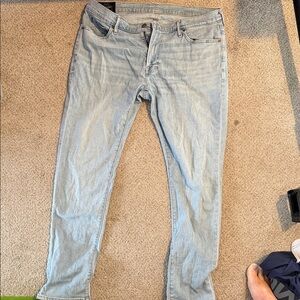 Abercrombie & Fitch Light Wash Blue Men’s Jeans